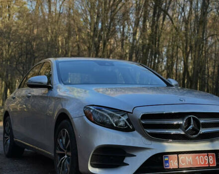 Сірий Мерседес Е-Клас, об'ємом двигуна 1.99 л та пробігом 109 тис. км за 28500 $, фото 1 на Automoto.ua