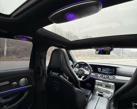 Сірий Мерседес Е-Клас, об'ємом двигуна 3.98 л та пробігом 97 тис. км за 79500 $, фото 6 на Automoto.ua