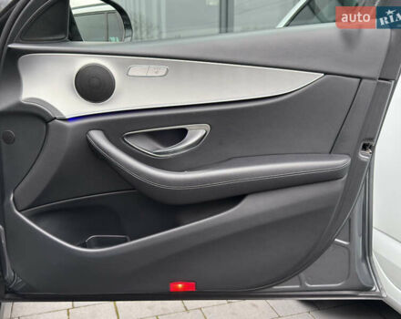 Сірий Мерседес Е-Клас, об'ємом двигуна 2 л та пробігом 225 тис. км за 29500 $, фото 20 на Automoto.ua