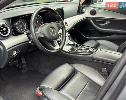 Сірий Мерседес Е-Клас, об'ємом двигуна 2 л та пробігом 225 тис. км за 29500 $, фото 8 на Automoto.ua