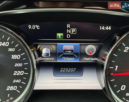 Сірий Мерседес Е-Клас, об'ємом двигуна 2 л та пробігом 225 тис. км за 29500 $, фото 41 на Automoto.ua