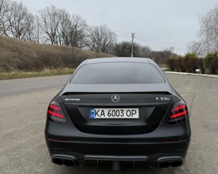 Серый Мерседес Е-Класс, объемом двигателя 4 л и пробегом 97 тыс. км за 79500 $, фото 4 на Automoto.ua