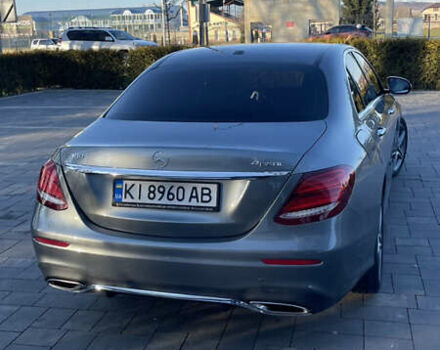 Сірий Мерседес Е-Клас, об'ємом двигуна 1.99 л та пробігом 115 тис. км за 31000 $, фото 4 на Automoto.ua