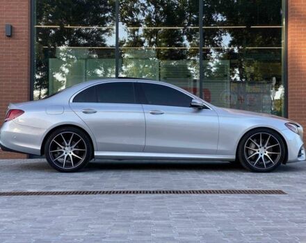 Серый Мерседес Е-Класс, объемом двигателя 2 л и пробегом 94 тыс. км за 30990 $, фото 5 на Automoto.ua