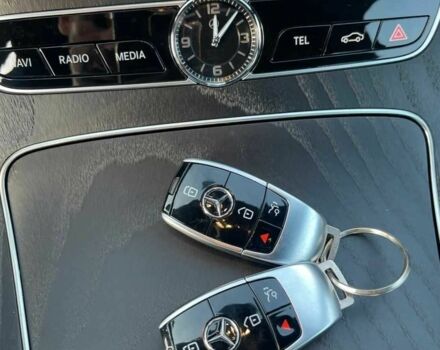 Серый Мерседес Е-Класс, объемом двигателя 2 л и пробегом 103 тыс. км за 22500 $, фото 10 на Automoto.ua