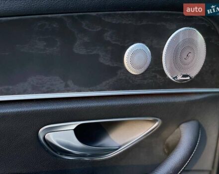 Серый Мерседес Е-Класс, объемом двигателя 1.99 л и пробегом 94 тыс. км за 29790 $, фото 62 на Automoto.ua