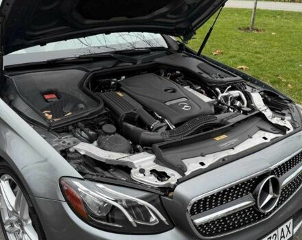 Серый Мерседес Е-Класс, объемом двигателя 2 л и пробегом 112 тыс. км за 29000 $, фото 22 на Automoto.ua