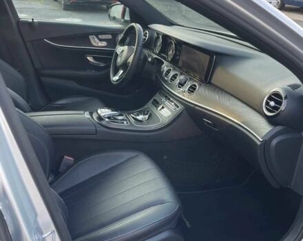 Серый Мерседес Е-Класс, объемом двигателя 2 л и пробегом 103 тыс. км за 22500 $, фото 9 на Automoto.ua