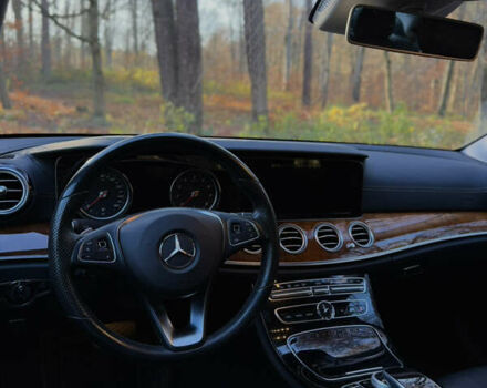 Сірий Мерседес Е-Клас, об'ємом двигуна 1.99 л та пробігом 109 тис. км за 28500 $, фото 27 на Automoto.ua