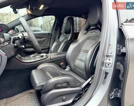 Серый Мерседес Е-Класс, объемом двигателя 3.98 л и пробегом 64 тыс. км за 89500 $, фото 23 на Automoto.ua