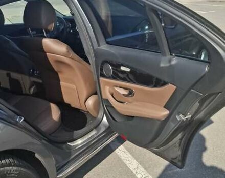 Сірий Мерседес Е-Клас, об'ємом двигуна 1.95 л та пробігом 127 тис. км за 29500 $, фото 9 на Automoto.ua