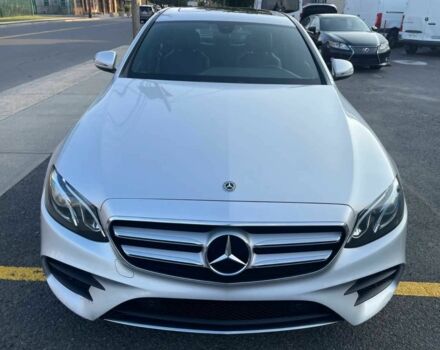 Серый Мерседес Е-Класс, объемом двигателя 2 л и пробегом 103 тыс. км за 22500 $, фото 2 на Automoto.ua