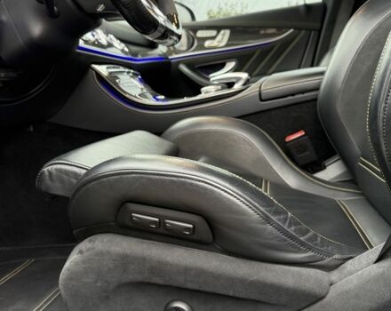 Серый Мерседес Е-Класс, объемом двигателя 4 л и пробегом 97 тыс. км за 79500 $, фото 8 на Automoto.ua