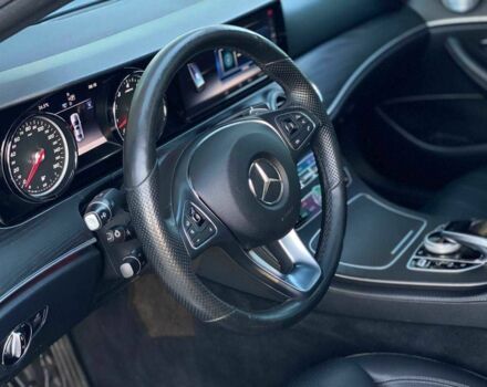 Серый Мерседес Е-Класс, объемом двигателя 2 л и пробегом 94 тыс. км за 30990 $, фото 12 на Automoto.ua