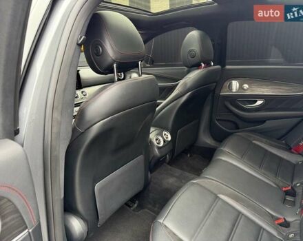 Серый Мерседес Е-Класс, объемом двигателя 3 л и пробегом 80 тыс. км за 53000 $, фото 26 на Automoto.ua