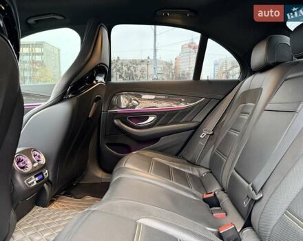 Серый Мерседес Е-Класс, объемом двигателя 3.98 л и пробегом 64 тыс. км за 89500 $, фото 36 на Automoto.ua