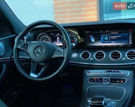 Сірий Мерседес Е-Клас, об'ємом двигуна 1.99 л та пробігом 94 тис. км за 29490 $, фото 65 на Automoto.ua