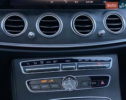 Серый Мерседес Е-Класс, объемом двигателя 1.99 л и пробегом 94 тыс. км за 29790 $, фото 52 на Automoto.ua