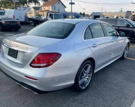 Серый Мерседес Е-Класс, объемом двигателя 2 л и пробегом 103 тыс. км за 22500 $, фото 4 на Automoto.ua