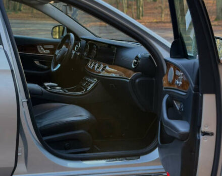 Сірий Мерседес Е-Клас, об'ємом двигуна 1.99 л та пробігом 109 тис. км за 28500 $, фото 13 на Automoto.ua