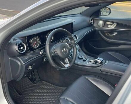 Серый Мерседес Е-Класс, объемом двигателя 2 л и пробегом 103 тыс. км за 22500 $, фото 8 на Automoto.ua