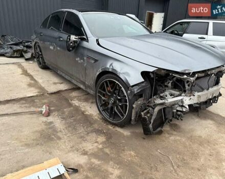 Сірий Мерседес Е-Клас, об'ємом двигуна 3.98 л та пробігом 90 тис. км за 32900 $, фото 2 на Automoto.ua