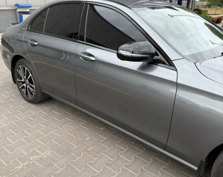 Серый Мерседес Е-Класс, объемом двигателя 2.2 л и пробегом 57 тыс. км за 48000 $, фото 8 на Automoto.ua