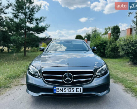 Сірий Мерседес Е-Клас, об'ємом двигуна 2 л та пробігом 150 тис. км за 34500 $, фото 1 на Automoto.ua