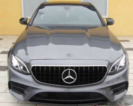 Серый Мерседес Е-Класс, объемом двигателя 0 л и пробегом 65 тыс. км за 19000 $, фото 1 на Automoto.ua