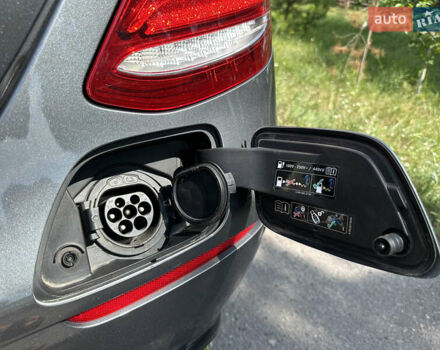 Сірий Мерседес Е-Клас, об'ємом двигуна 2 л та пробігом 150 тис. км за 34500 $, фото 11 на Automoto.ua