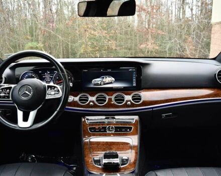 Серый Мерседес Е-Класс, объемом двигателя 2 л и пробегом 47 тыс. км за 17900 $, фото 9 на Automoto.ua