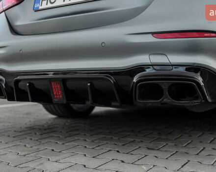 Серый Мерседес Е-Класс, объемом двигателя 4 л и пробегом 42 тыс. км за 89000 $, фото 10 на Automoto.ua