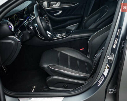 Серый Мерседес Е-Класс, объемом двигателя 4 л и пробегом 42 тыс. км за 89000 $, фото 19 на Automoto.ua