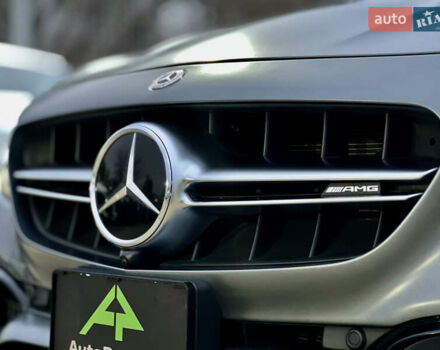 Серый Мерседес Е-Класс, объемом двигателя 4 л и пробегом 44 тыс. км за 78999 $, фото 14 на Automoto.ua