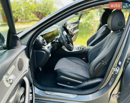 Сірий Мерседес Е-Клас, об'ємом двигуна 2 л та пробігом 150 тис. км за 34500 $, фото 23 на Automoto.ua