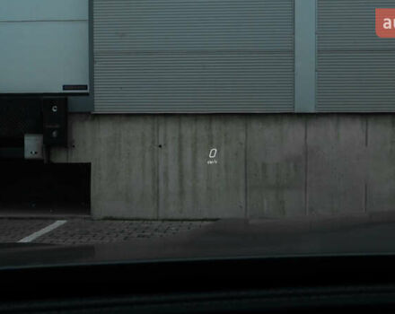 Серый Мерседес Е-Класс, объемом двигателя 4 л и пробегом 42 тыс. км за 89000 $, фото 33 на Automoto.ua