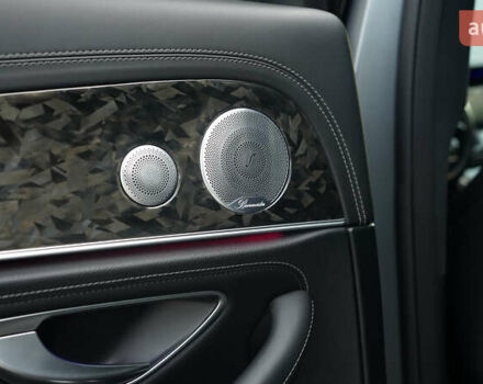 Серый Мерседес Е-Класс, объемом двигателя 4 л и пробегом 42 тыс. км за 89000 $, фото 38 на Automoto.ua