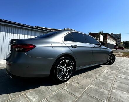 Серый Мерседес Е-Класс, объемом двигателя 2 л и пробегом 100 тыс. км за 50000 $, фото 4 на Automoto.ua