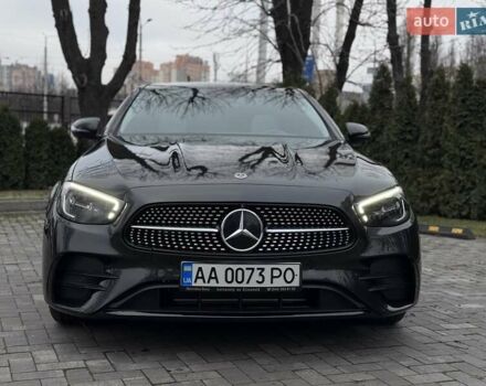 Сірий Мерседес Е-Клас, об'ємом двигуна 1.99 л та пробігом 41 тис. км за 48700 $, фото 2 на Automoto.ua