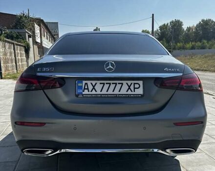 Сірий Мерседес Е-Клас, об'ємом двигуна 1.99 л та пробігом 100 тис. км за 50000 $, фото 3 на Automoto.ua