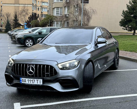 Серый Мерседес Е-Класс, объемом двигателя 2 л и пробегом 77 тыс. км за 44500 $, фото 3 на Automoto.ua