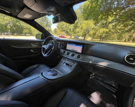 Серый Мерседес Е-Класс, объемом двигателя 2 л и пробегом 23 тыс. км за 24100 $, фото 12 на Automoto.ua