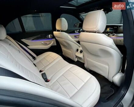 Серый Мерседес Е-Класс, объемом двигателя 3 л и пробегом 108 тыс. км за 52900 $, фото 47 на Automoto.ua