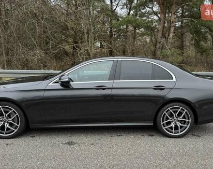 Сірий Мерседес Е-Клас, об'ємом двигуна 1.95 л та пробігом 146 тис. км за 45999 $, фото 5 на Automoto.ua