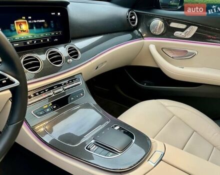 Серый Мерседес Е-Класс, объемом двигателя 3 л и пробегом 108 тыс. км за 52900 $, фото 21 на Automoto.ua