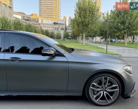 Серый Мерседес Е-Класс, объемом двигателя 3 л и пробегом 50 тыс. км за 78500 $, фото 15 на Automoto.ua