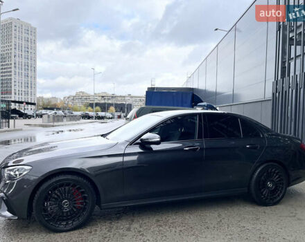 Серый Мерседес Е-Класс, объемом двигателя 1.99 л и пробегом 51 тыс. км за 55000 $, фото 4 на Automoto.ua