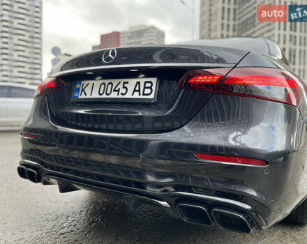 Серый Мерседес Е-Класс, объемом двигателя 1.99 л и пробегом 51 тыс. км за 55000 $, фото 5 на Automoto.ua