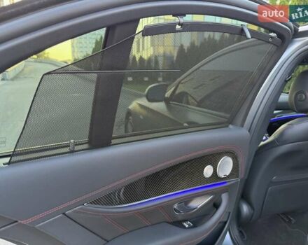 Серый Мерседес Е-Класс, объемом двигателя 3 л и пробегом 50 тыс. км за 82000 $, фото 27 на Automoto.ua