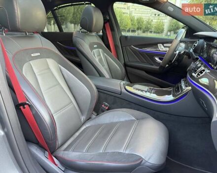 Серый Мерседес Е-Класс, объемом двигателя 3 л и пробегом 50 тыс. км за 79000 $, фото 39 на Automoto.ua